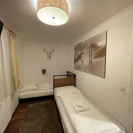 Alpin Incl Summer Card By In One شقة